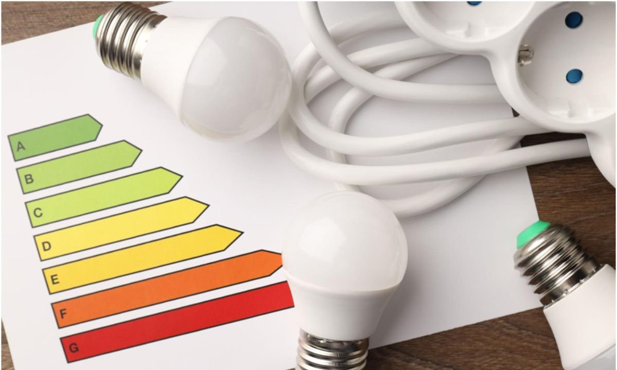 led bulb and incandescent bulb