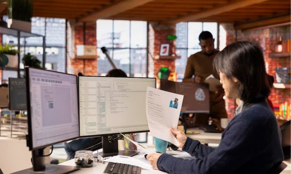 Which HR Software Is Better